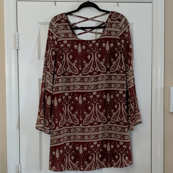 CHARMING CHARLIE Paisley Bell Sleeve Boho Dress - Picture 3 of 5